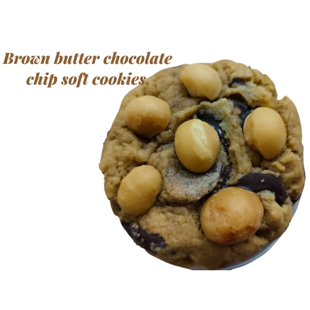 Brown butter chocolate chips soft cookies. ชิ้นละ 75 กรัม