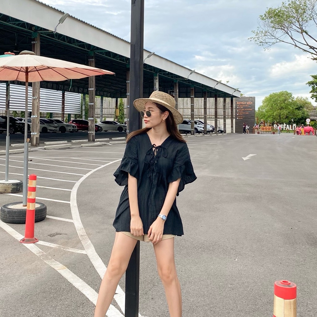 𝗡𝗘𝗪 𝗖𝗢𝗟𝗢𝗥 ELLA SHIRT เสื้อดีเทลน่ารักใส่ได้ทั้ง 2 ด้าน ผ้าฝ้ายผสม ใส่สบายทรงน่ารักมาก รูปที่ 3