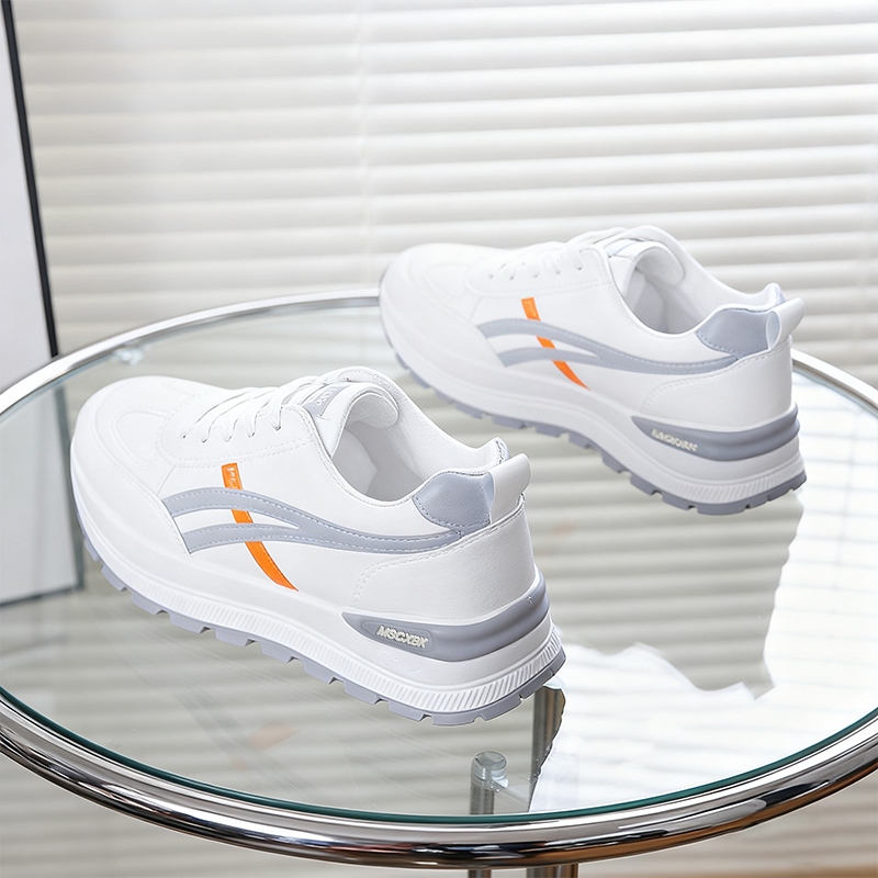 Kicks   รองเท้ากีฬาพื้นหนากันลื่น หนังกันน้ำ รุ่นใหม่ ส่งตรงจากไทย พื้นนุ่ม มีหลายไซซ์ เหมาะใส่ท่องเที่ยวกลางแจ้ง