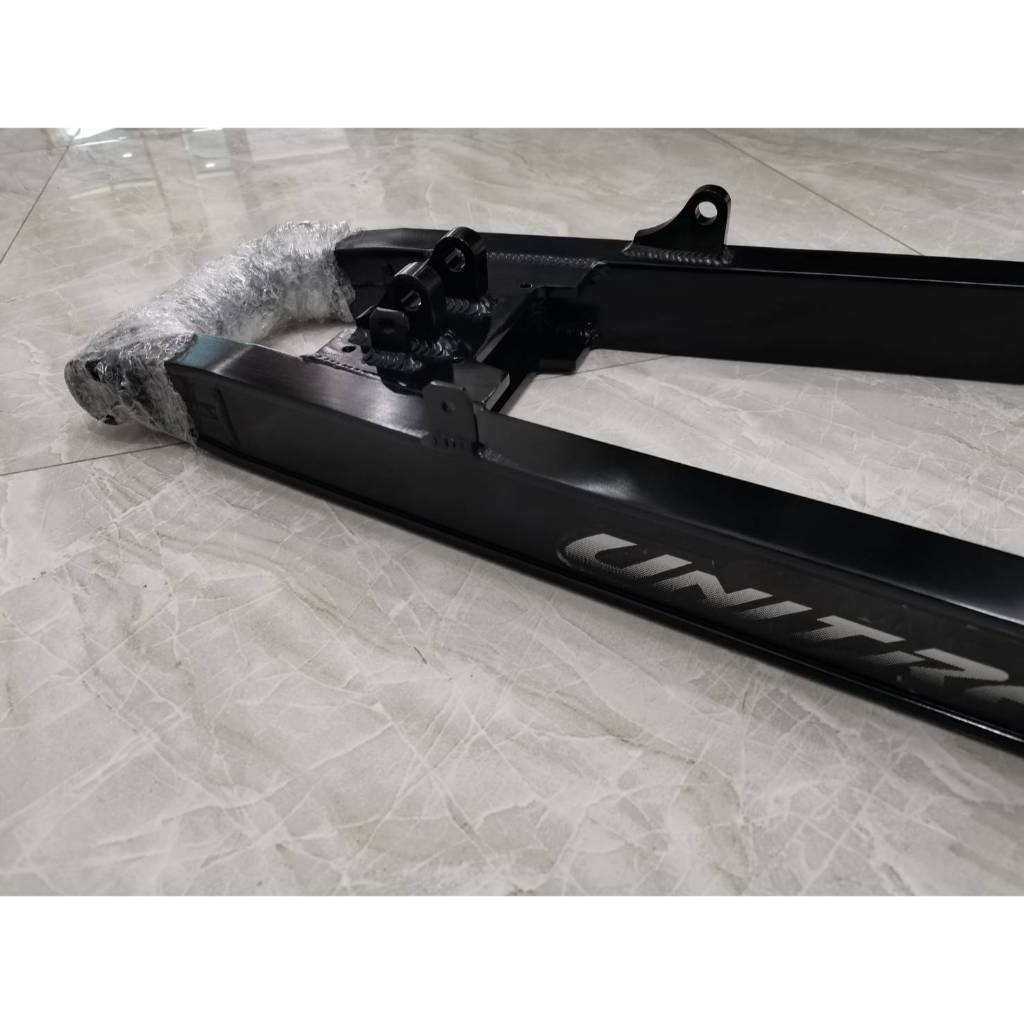 สวิงอาร์ม KR SERPICO 150CC สีทอง สีเงิน  สีดำ  สินค้าแท้โรงงาน สินค้าพร้อมส่งแล้วคะ สินค้าตัวจริงสวยมากคะ ราคา ถูกที่สุด ดีลบีเคเค แกลเลอรีภาพที่ 4
