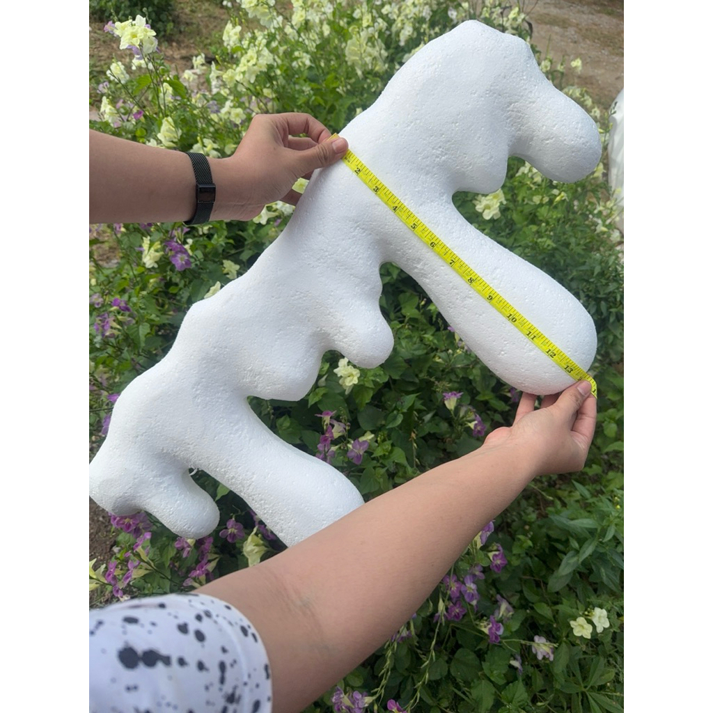 (ได้1ชิ้น)โฟมหิมะย้อยใช้โฟมเกรดเอลายที่1 ขนาด2.5x25x14นิ้ว หรือ5.08x63.5x35.56 ซม.