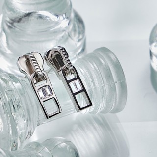 SWAN - ZIP ME Earring M ต่างหูเงินแท้ หรูแบบมินิมอล ใส่ออกงา…