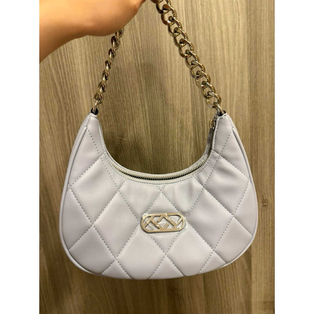 Lyn around bag (blue bag)