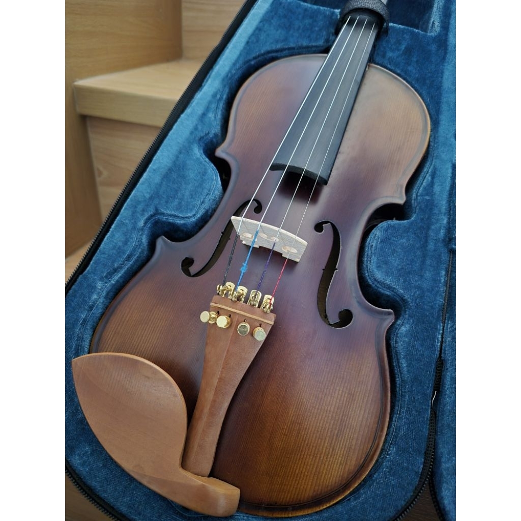 พร้อมส่ง!! ไวโอลิน ยี่ห้อ  Elman Violin EL4000 size 1/2 พร้อมกระเป๋า คันสี และที่วางคาง/มือสอง สภาพด