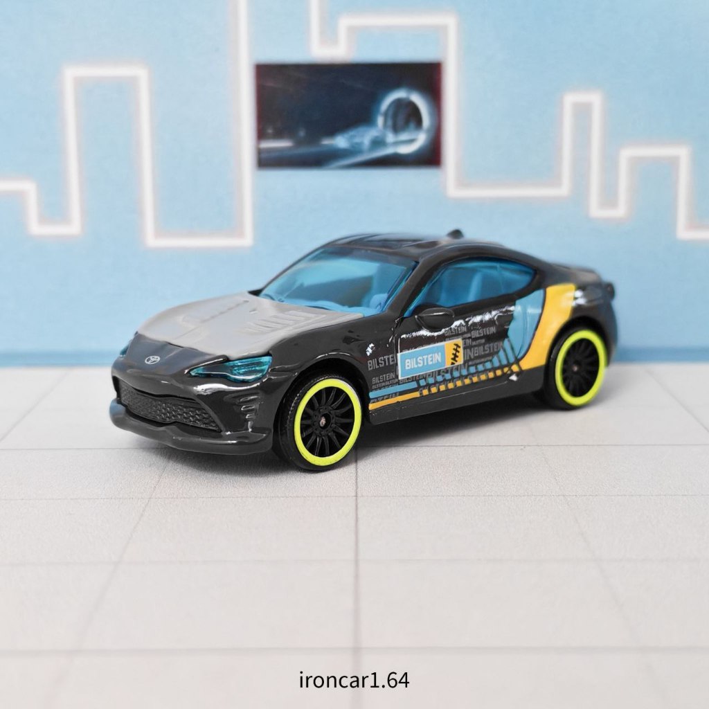 โมเดลรถ majorette toyota GT86 สีเทา กระจกฟ้า หายาก