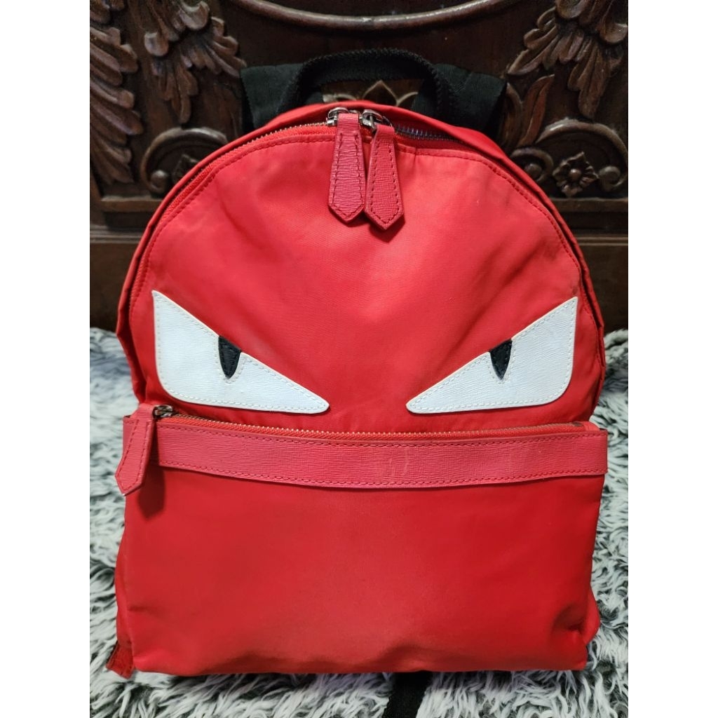 [ส่งต่อ] กระเป๋าเป้ Fendi Monster Red Backpack (Usedingoodcondition)