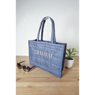 กระเป๋าปักชื่อนุ่มนิ่ม  รุ่น Boxy  ไซต์ L นุ่มหนาฟู ขนาดกระเ…