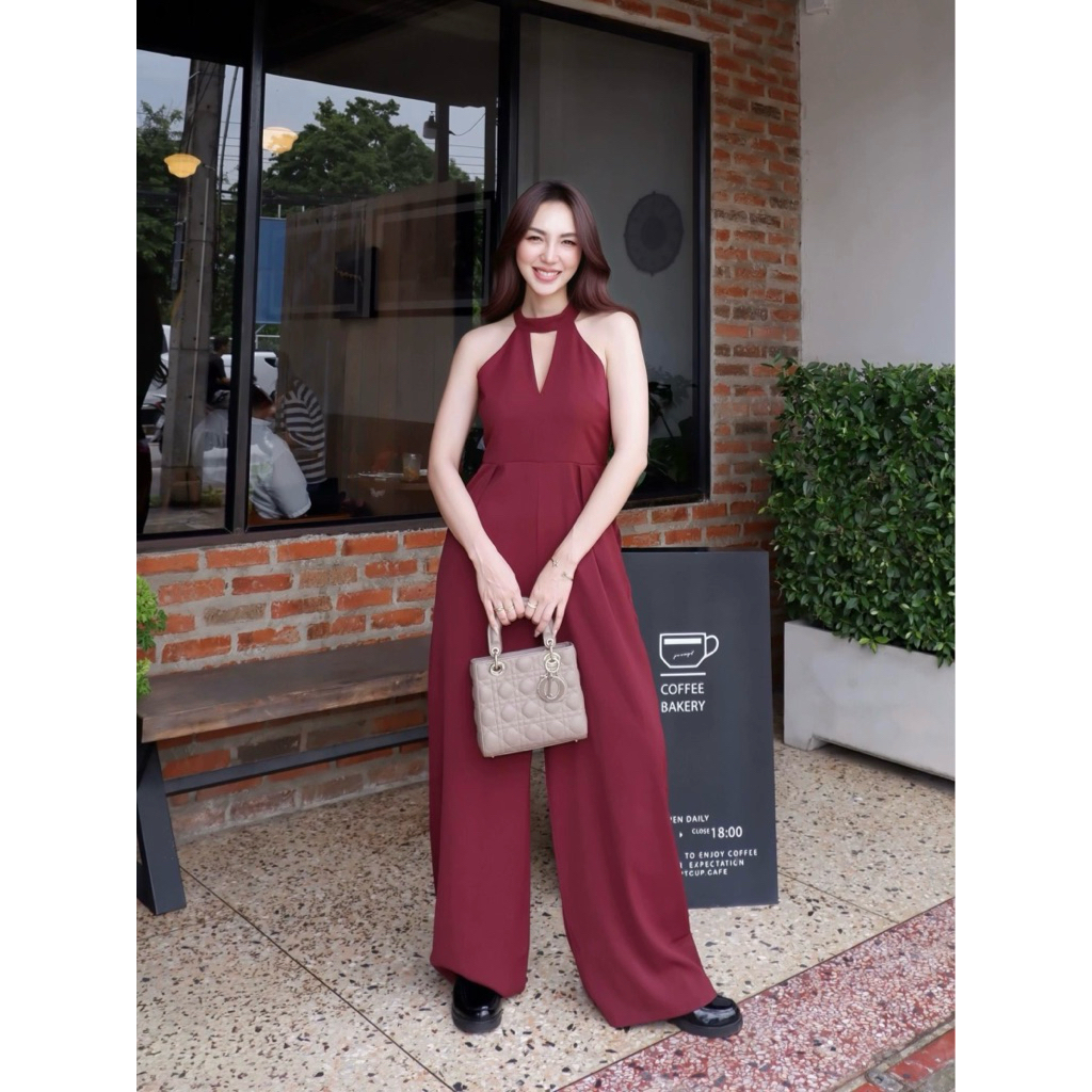 E379 จั๊มสูทขายาวสีแดงไวน์ TC Store Bkk