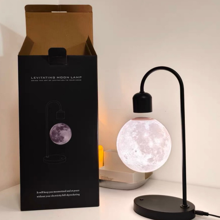 โคมไฟดวงจันทร์ลอยได้ LED ที่ชาร์จmagsafeรองรับการชาร์จ magsafe เพิ่มเสน่ห์โต๊ะทำงาน/ห้องนอน  ✨ ราคา ถูกที่สุด ดีลบีเคเค รูปภาพหลัก
