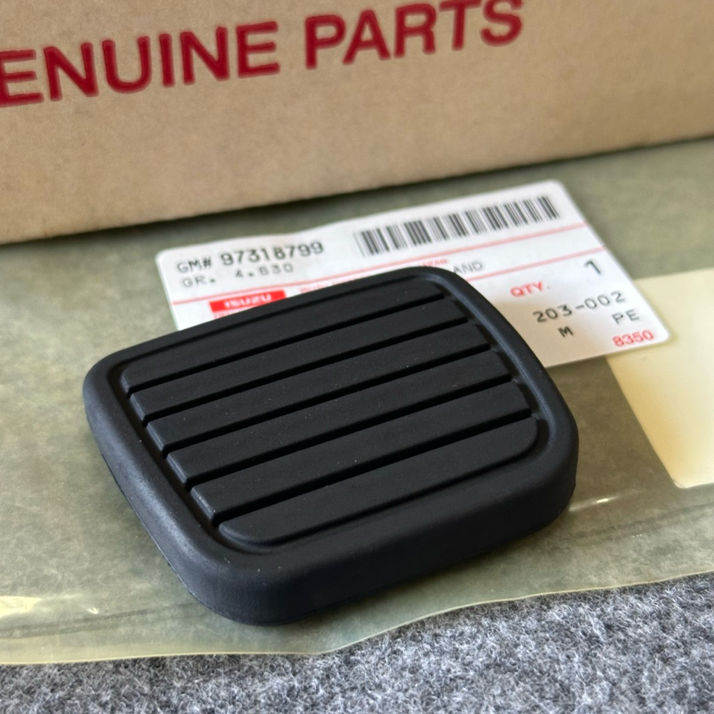 แท้ศูนย์ 💯% ราคาต่อชิ้น ยางรองแป้นเหยียบเบรค คลัทช์ MU-7, MU-X, D-MAX 1991-2019, Chevrolet Colorado (EO-8-97318799-0)