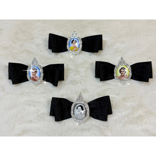 โบว์ติดหน้าอกลายวินเทจ ประดับกรอบเพชร