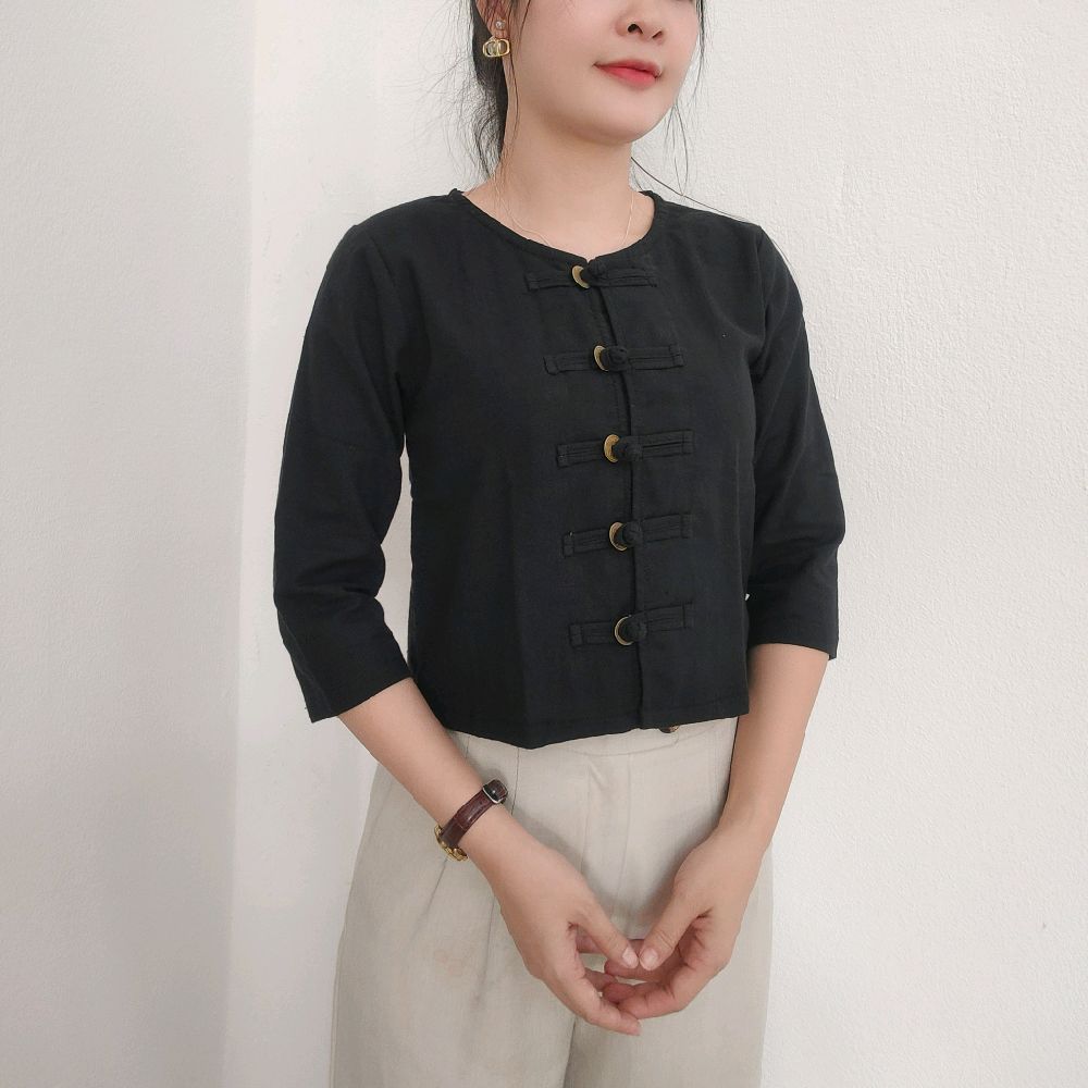 เสื้อพื้นเมือง กาสะลอง กระดุมขอด แต่งเหรียญ