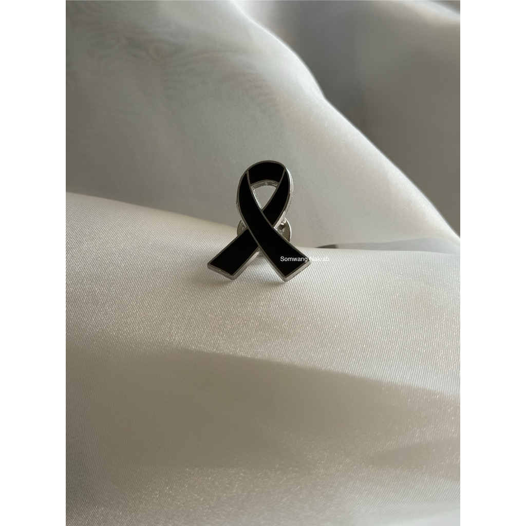 (พร้อมส่งจากไทย) โบว์ไว้อาลัย เข็มกลัดไว้อาลัย mourning ribbon, black ribbon brooch