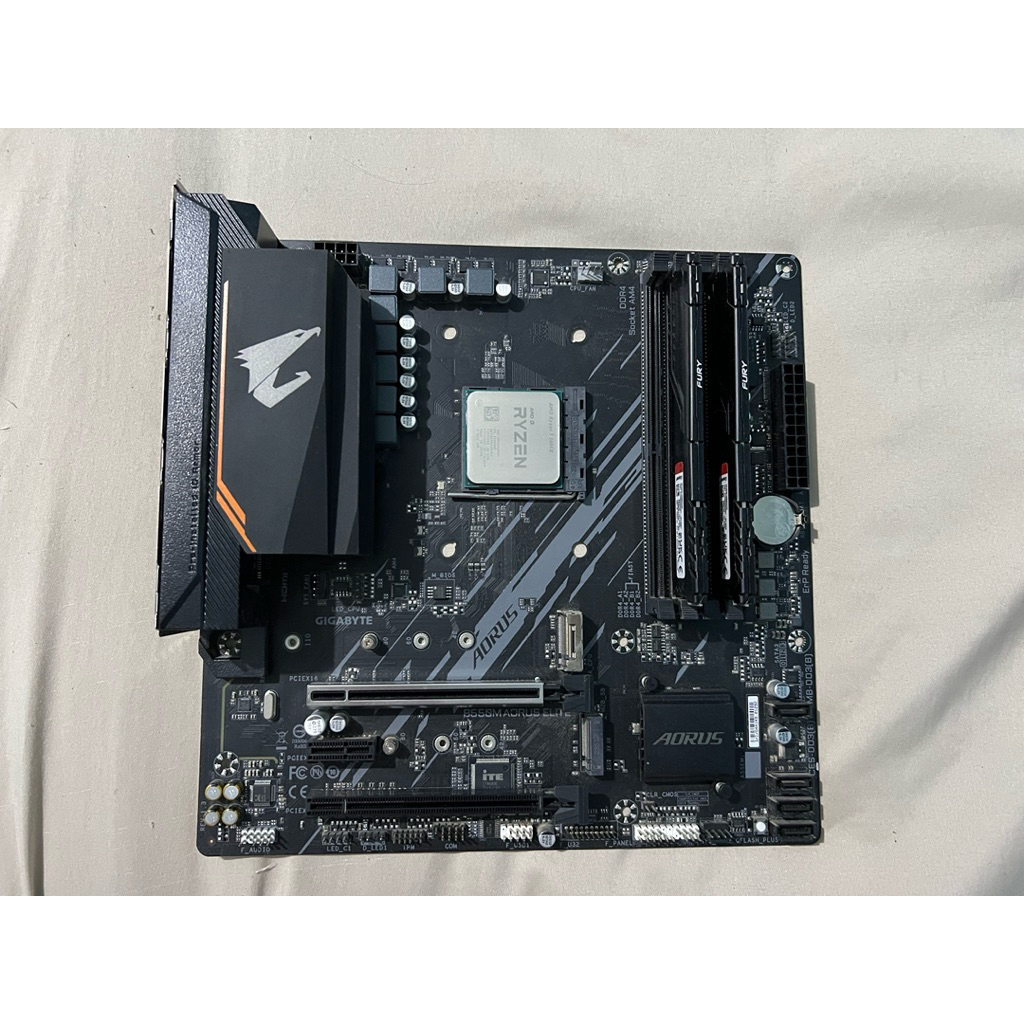 Mainboard Am4 b550m aorus elite