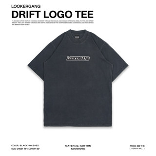 เสื้อยืดผ้าฟอก LOOKERGANG — DRIFT LOGO TEE(โลโก้ดริฟท์)