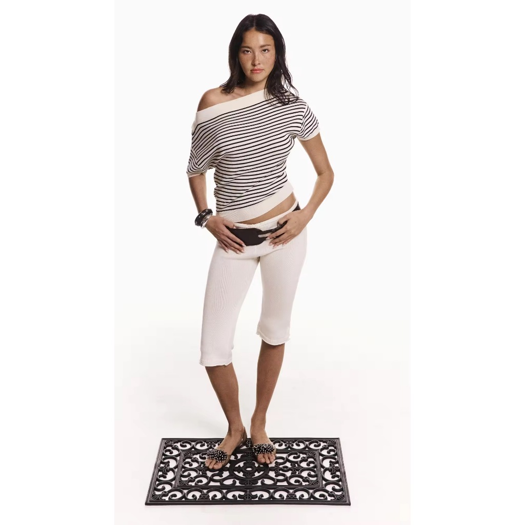 HerSonders | Marine Stripe Top  (3 colors) - เสื้อไหมพรมเกาะไหล่/ปาดไหล่ ทอลายขวาง ทรง oversize ใส่ได้หลายแบบ