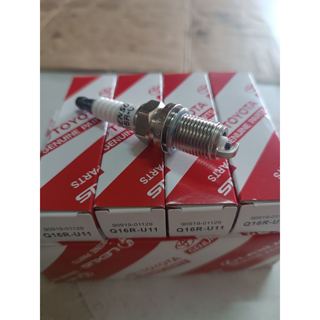หัวเทียน DENSO Toyota16v Q16R-U11(90919-01129)