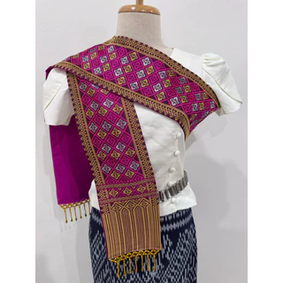สไบขิดลาว ผ้าสไบลาว สไบ ผ้าสไบ อัดกาว ผ้าเบี่ยง แบบชายลูกปัดตุ้งติ้ง ผ้าไหม ผู้หญิง เสื้อผ้า