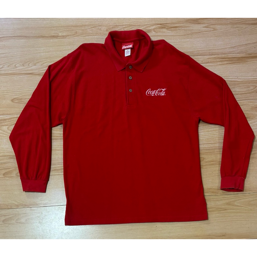 Coca Cola เสื้อโปโลแขนยาวโค้กสภาพสมบูรณ์ ป้ายครบ ลิขสิทธิ์แท้ กระดุมฝาจีบโค้กสีทองสวยมาก♦️‼️