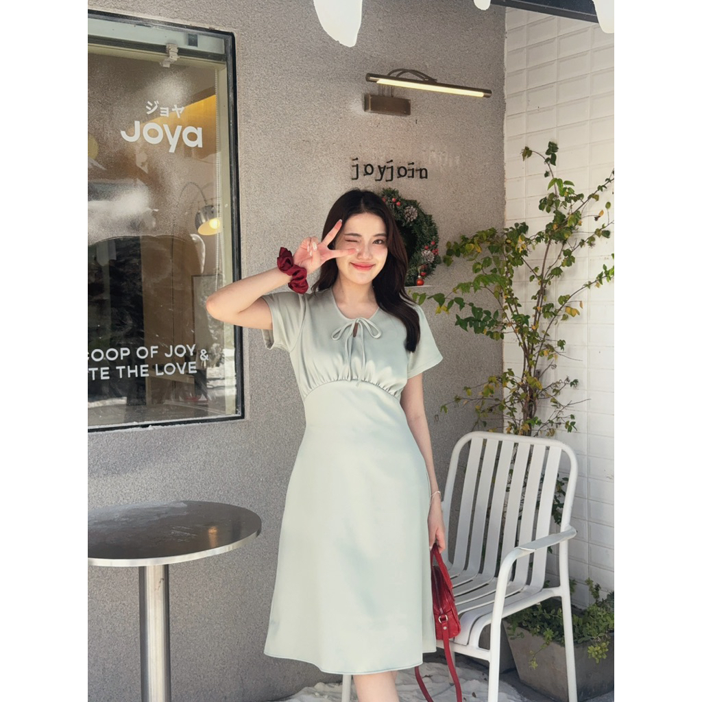 🎄✨Mable dress สีใหม่ เดรสทำงาน คอกุ๊น ผ้านุ่มพริ้ว ยับยาก (แจ้งปรับความยาวในโน๊ตฟรี)