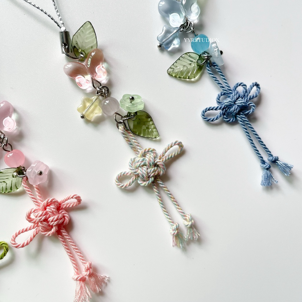YYRSTUDIOX -baby knot charm พวงกุญแจเชือกถักจิ๋ว