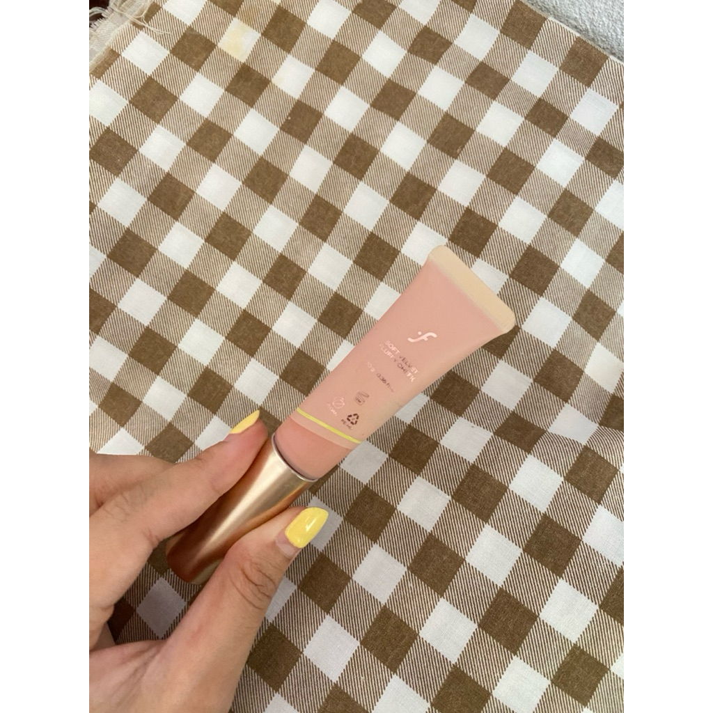 ส่งต่อ Fleen Beauty Soft Velvet Fluffy Cheek # Peach Peony (ราคารวมส่ง)