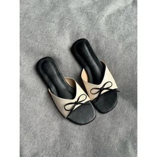 รุ่น BOWZII รองเท้าแผ่นคาดติดโบว์ พร้อมส่ง februlady