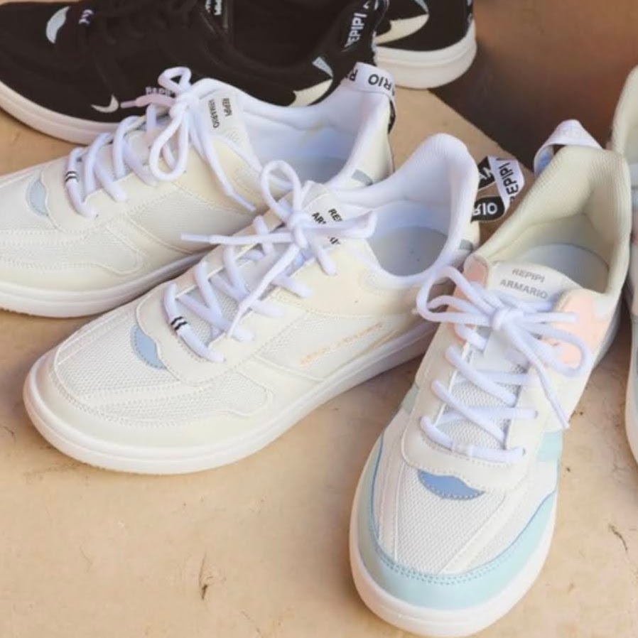 Direct from Japan Sneakers [IFME & repipi armario Collaboration] teen girl and women