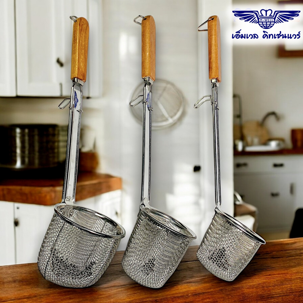 M Well Kitchenware ตะกร้อลวกเส้น ราเมง อุด้ง ก๊วยเตี๊ยว สเตนเลสสตีล ด้ามไม้ ขนาด 13.5cm ด้ามยาว 20cm