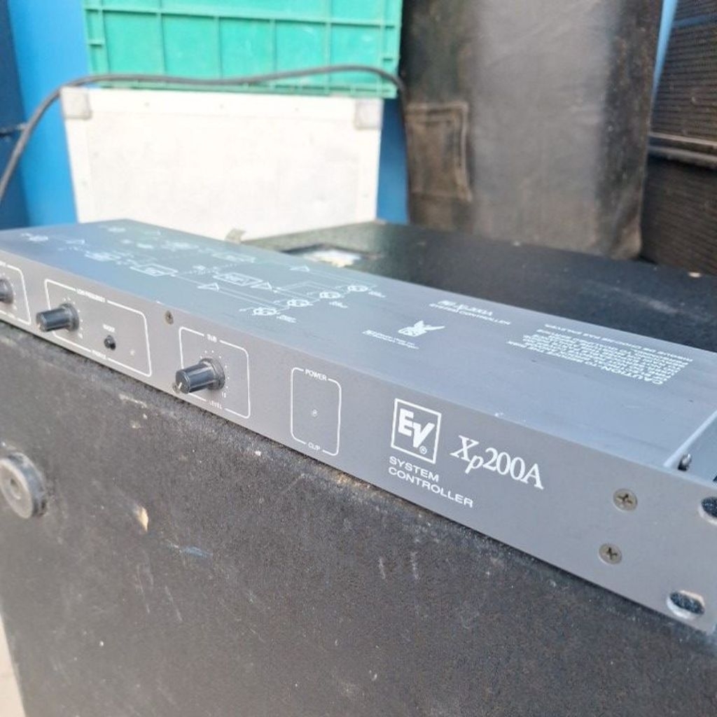 Crossover controller EV Xp200A