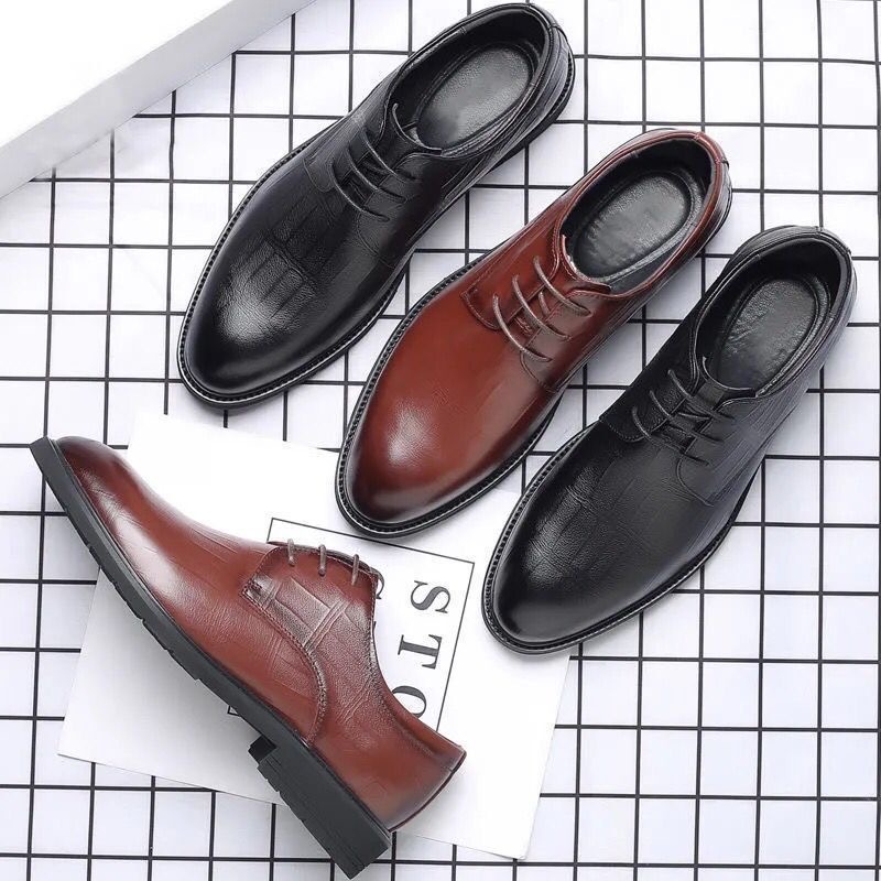 รองเท้าหนังผู้ชายทรงหัวแหลมสไตล์อังกฤษ เหมาะสำหรับใส่ลำลอง งานรับปริญญา งานทางการ และงานแต่งงานสไตล์เกาหลี