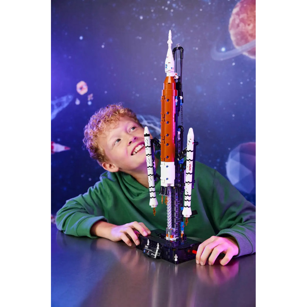 (พร้อมส่ง) Lego Technic 42221 NASA Artemis Space Launch รูปที่ 8