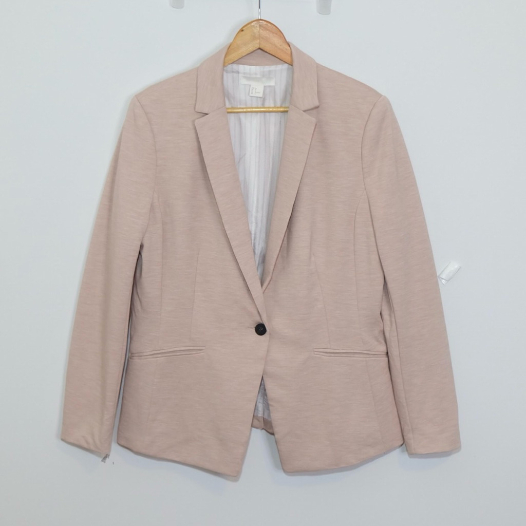 H&M (มือสอง) Blazer เบลเซอร์ เข้ารูป สีชมพูเบจ