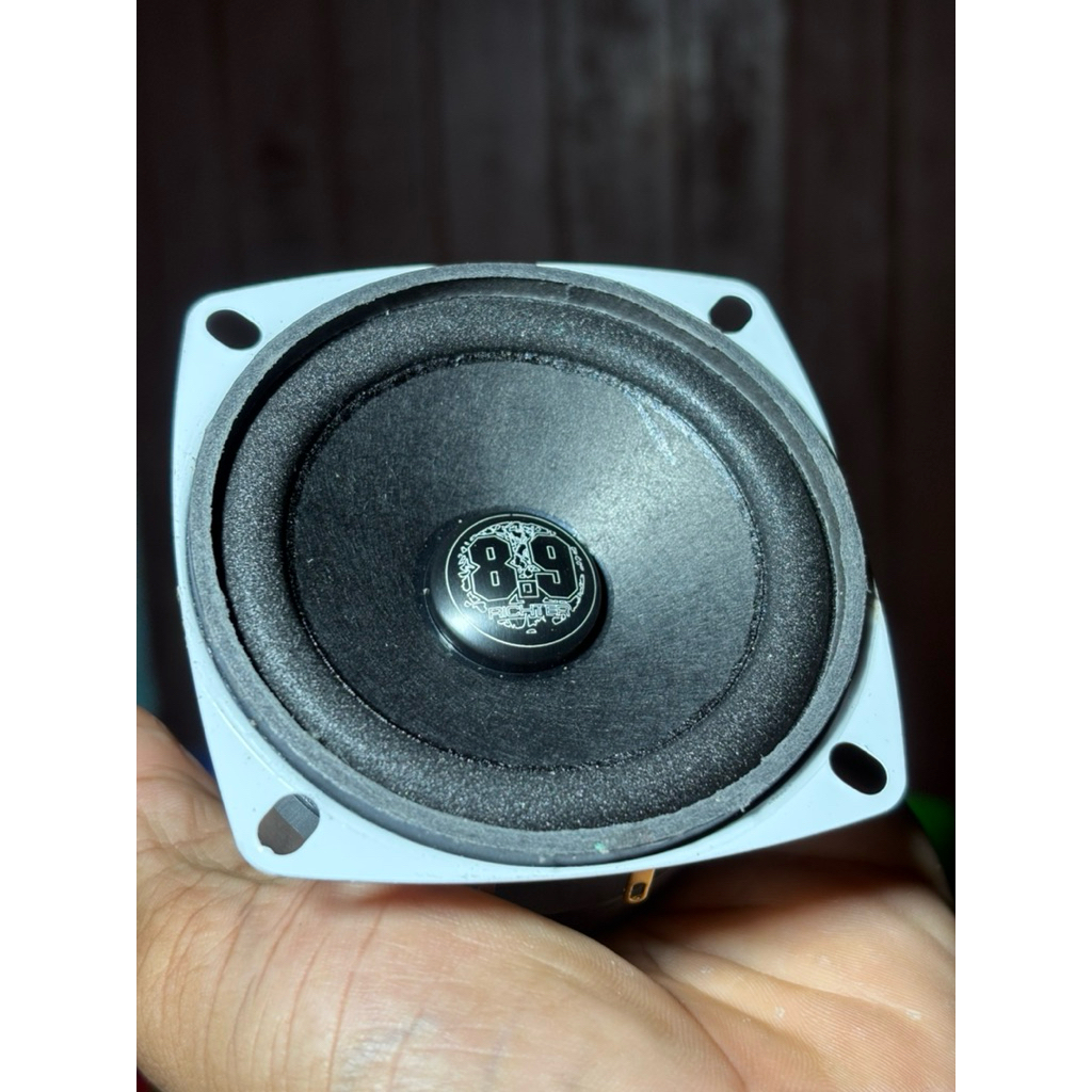 เสียงกลาง3นิ้ว 8.9ริกเตอร์ 4โอม 30 วัตต์ ##ขายเป็นดอก