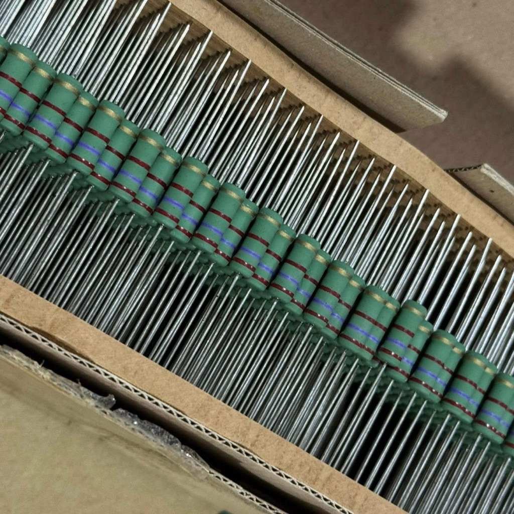 (10ตัว) Resistor 2.7K 3W 5% ตัวต้านทาน 3 วัตต์ 2.7เค รีซิสเตอร์ ทนร้อน Metal oxide film fixed Resist