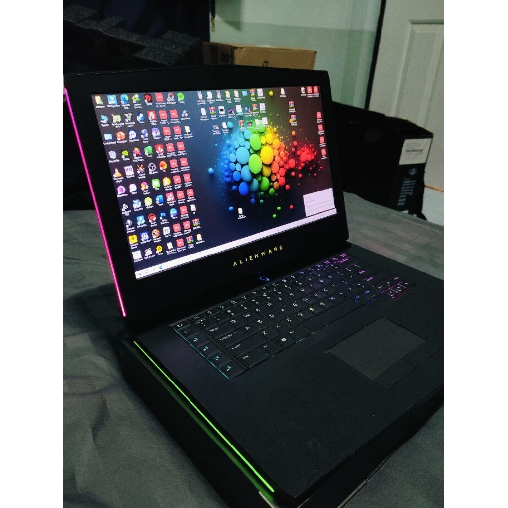Alienware15R3 i7 6700HQ Ram16g GTX1060 6G SSD128g HDD1TB มือสอง