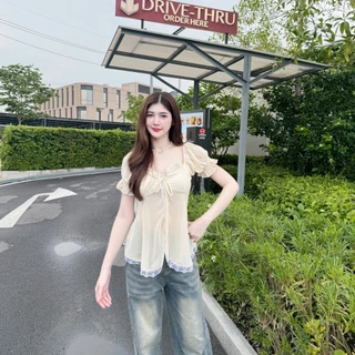 เสื้อแขนตุ๊กตา ทรงยาวชายพริ้ว แต่งลูกไม้ ระบายอก หลังสม็อค ผ้าซีฟอง ใส่สบาย LG045