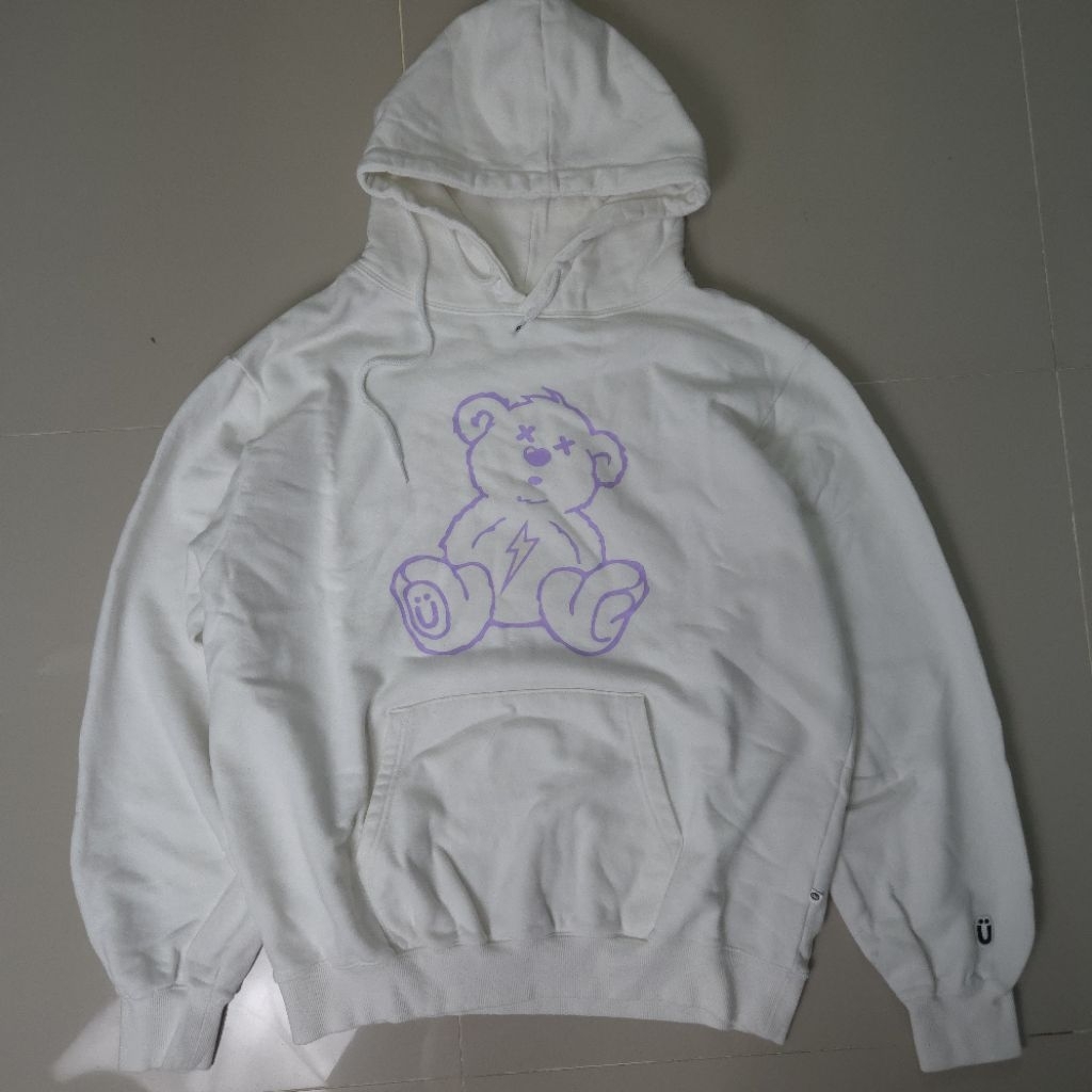 STKUNST Hoodie มือสองสภาพใหม่กริบ