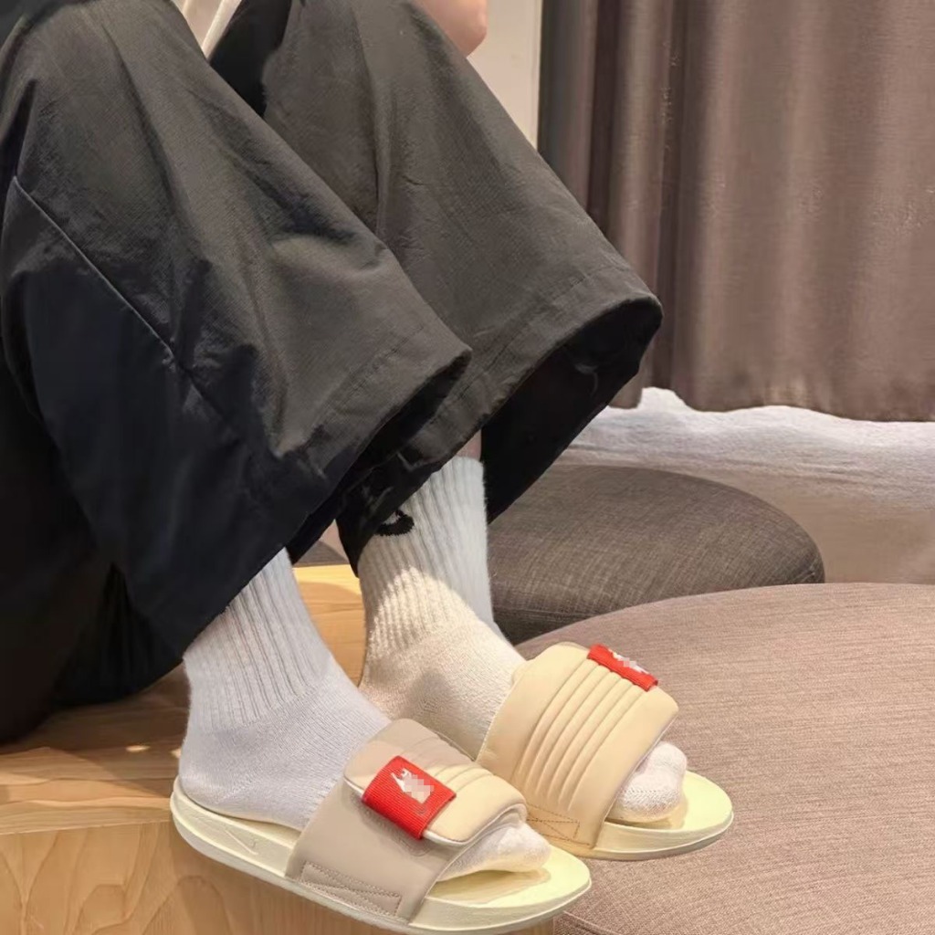 รองเท้าแตะ Vcro เหมาะกับเดินชายหาด แฟชั่นฤดูร้อน สําหรับผู้ชาย และผู้หญิง เหมาะกับการเล่นกีฬาจัดส่งทันที36-45