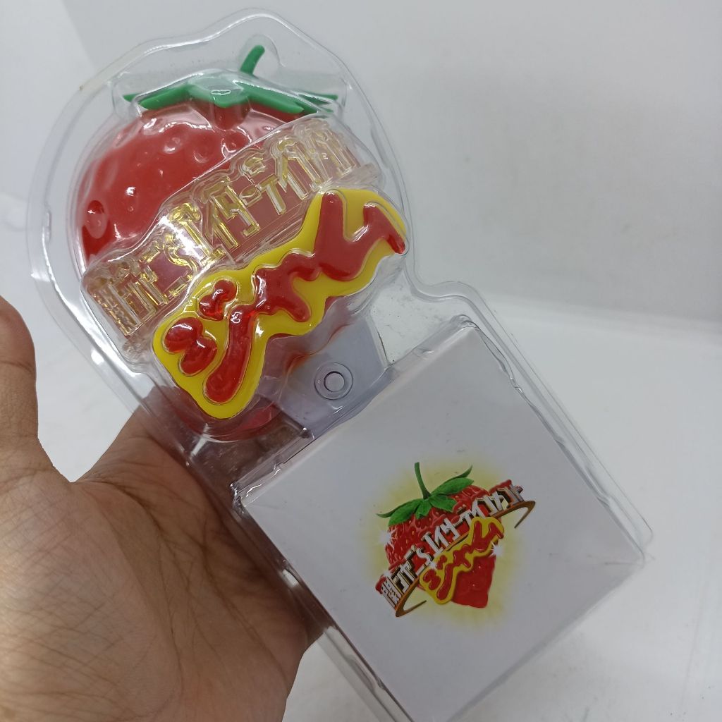 Official Kanjani8 "JAM" Penlight - แท่งไฟรูปสตรอว์เบอร์รี่ Eightertainment JAM 2017 ดีไซน์สตรอว์เบอร