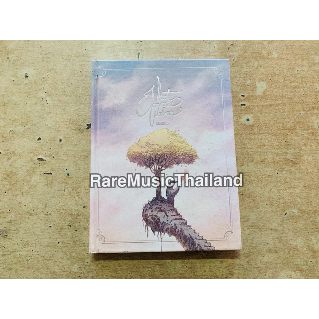 Rare  [CD + Photobook] วัชราวลี Whatcharawalee อัลบั้ม : Legend **มือสอง  มีรอยบ้าง