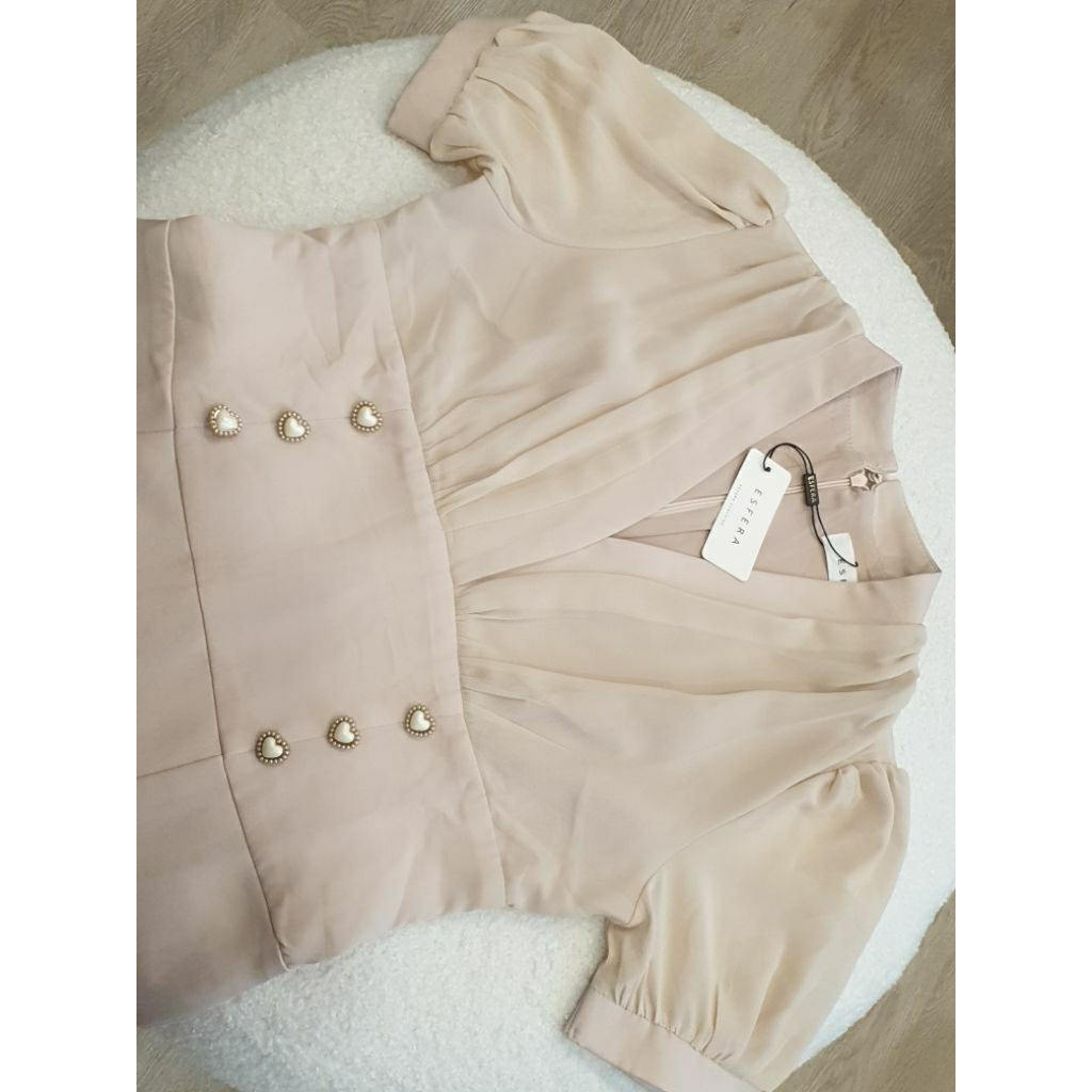 พร้อมส่ง🛒Classy Creamy Dress sizeL แบรนด์ Esfera สุดน่ารัก💗🎀