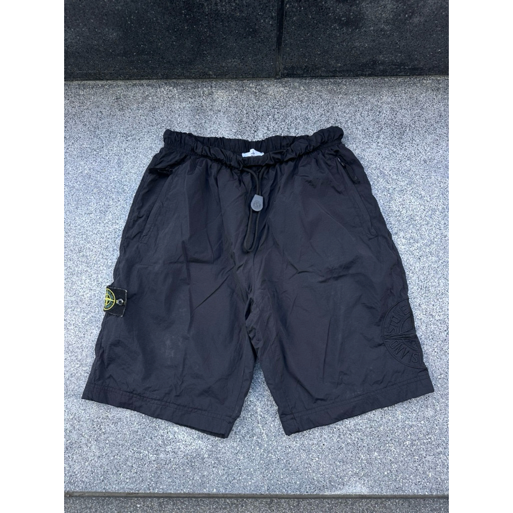 กางเกงผ้าร่มขาสั้นแบรนด์เนม STONE ISLAND SHORTS NYLON
