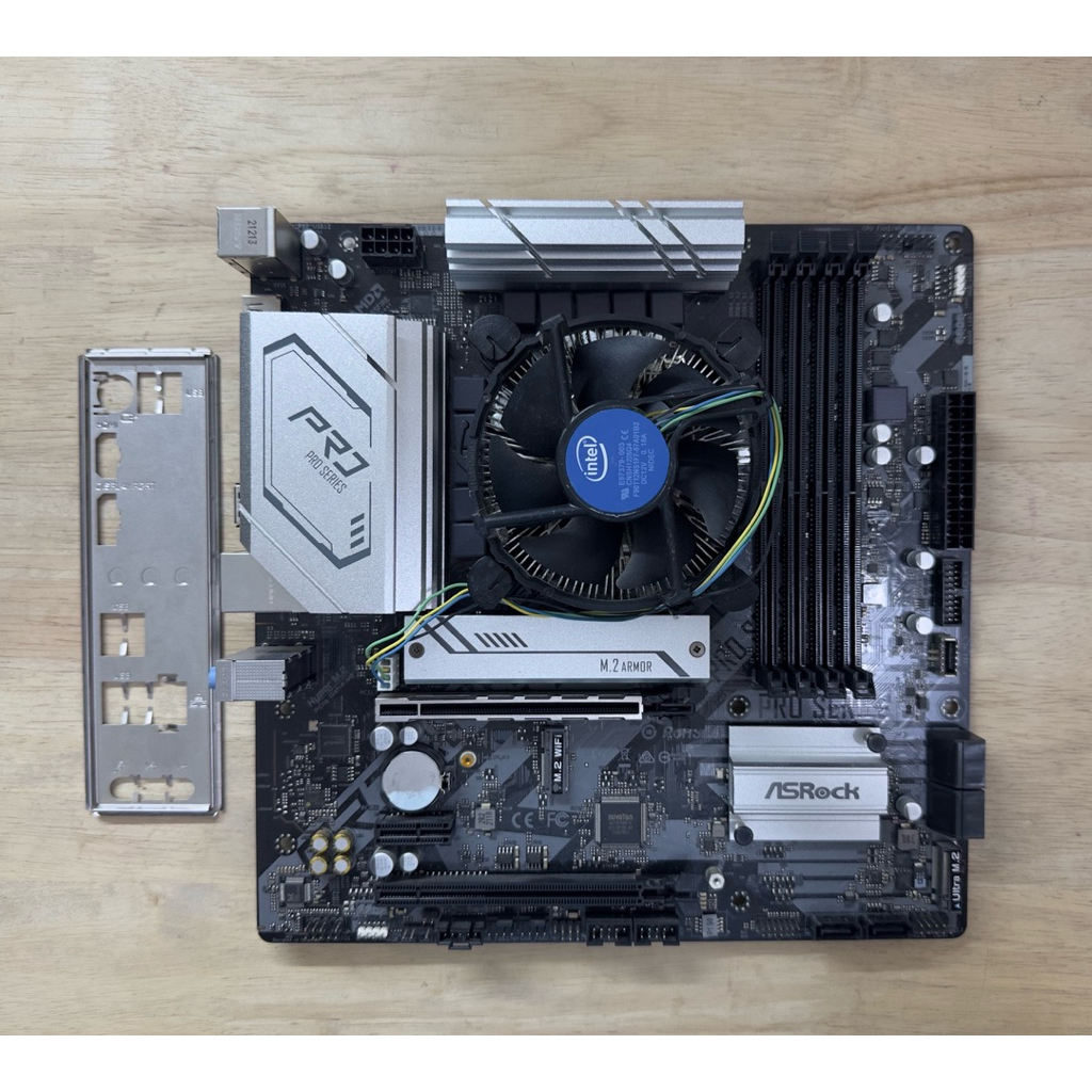 ชุด CPU I5 11500/MB ASROCK B560M PRO4/RAM DDR4 16GB 8X2 BUS2666 [มัดรวม4ชิ้น] สภาพดี