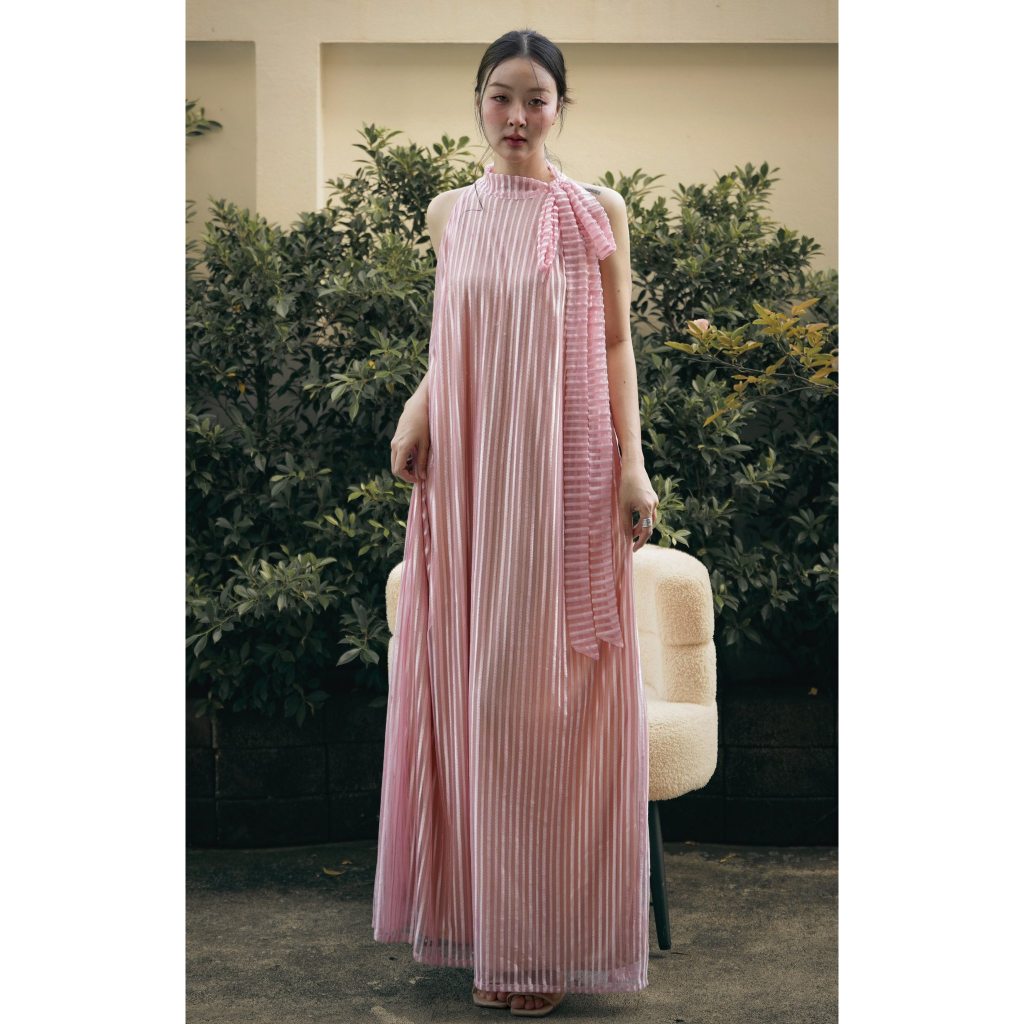 Monocharm dress  (850.-)สไตล์Minimal Elegantมาเสิร์ฟสาวๆแล้วงับ ♥️ 🧺