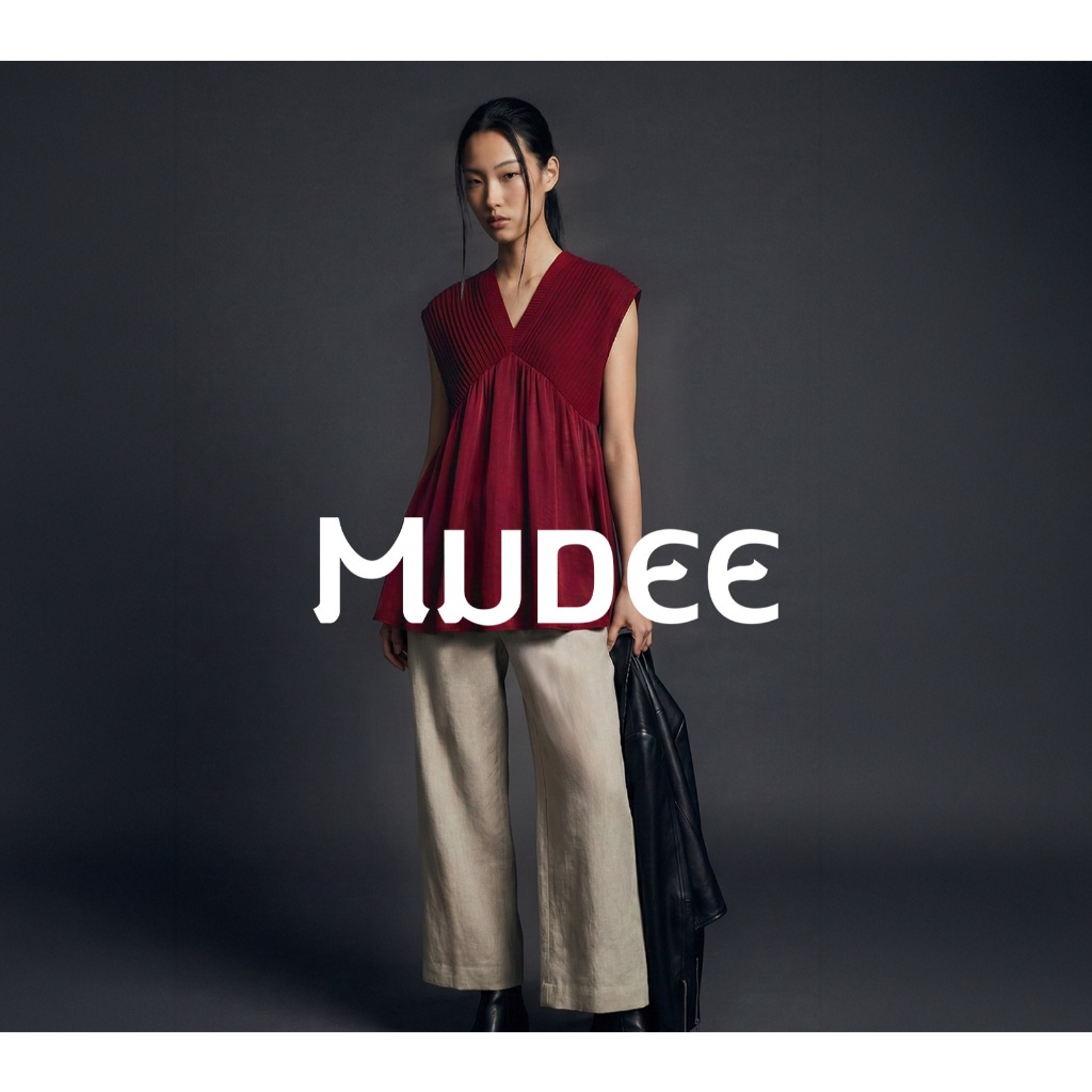 MUDEE เสื้อเบลาส์อัดพลีทคอวี ผ้าลินินผสมโพลีเอสเตอร์