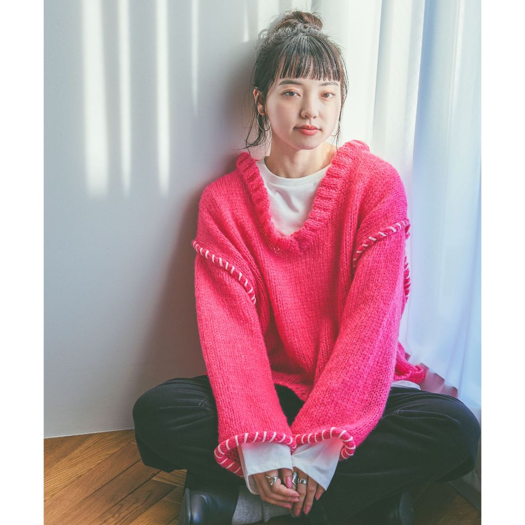 niko and ... นิตทรงหลวม Hand-stitched V-neck pullover