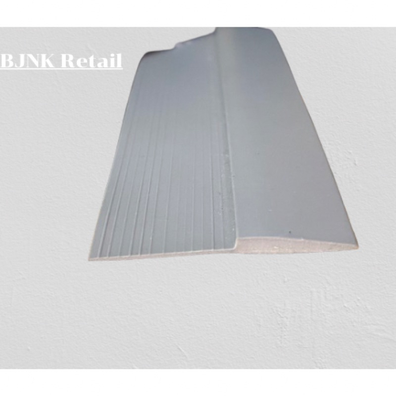 Starflex สีเทา แบ่งขาย 5 เมตร เส้นกั้นขอบยาง เส้นกั้นขอบ