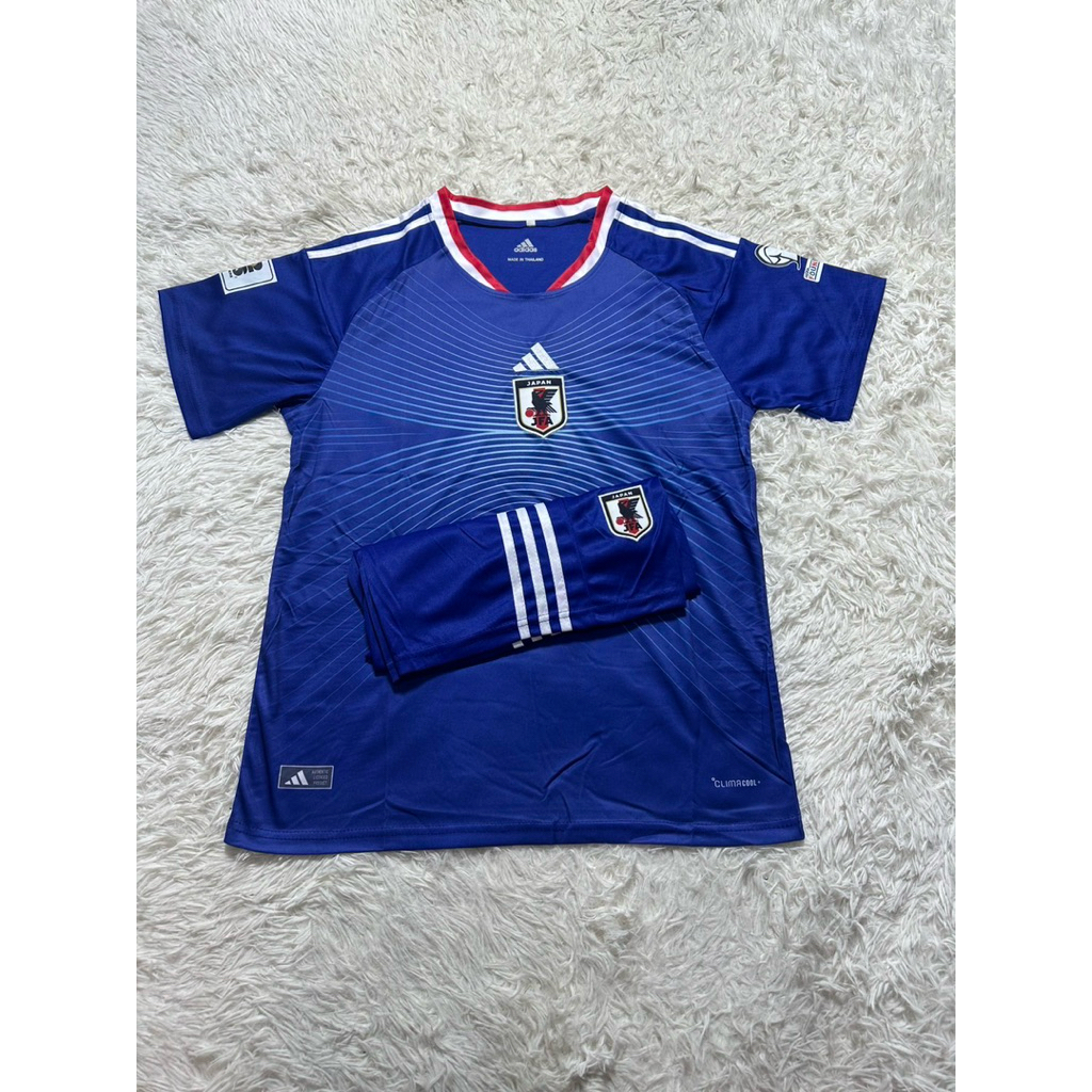 ชุดกีฬา ชุดฟุตบอล ชุดผู้ใหญ่ เสื้อพร้อมกางเกง