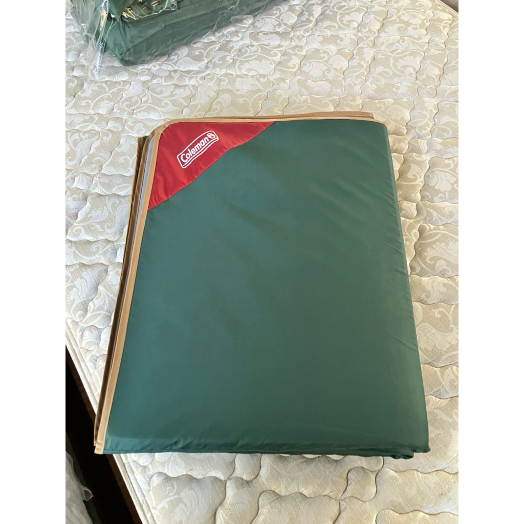 แผ่นรองเต็นท์พับได้Coleman